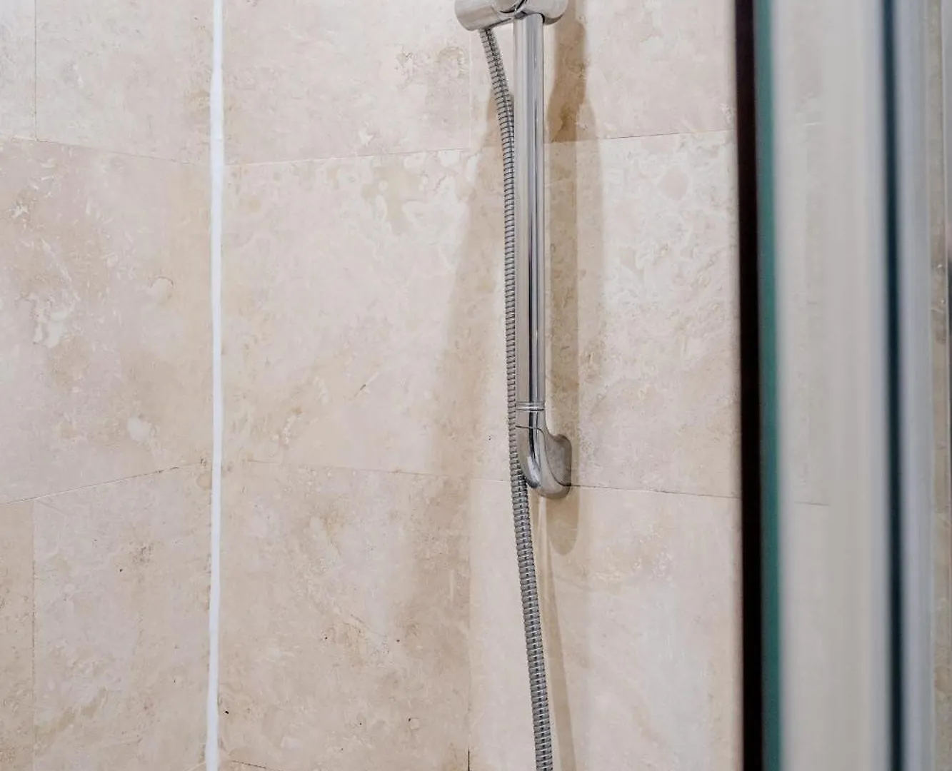 אדינבורו Elegant 2Br Apartment On Leven St 0*,