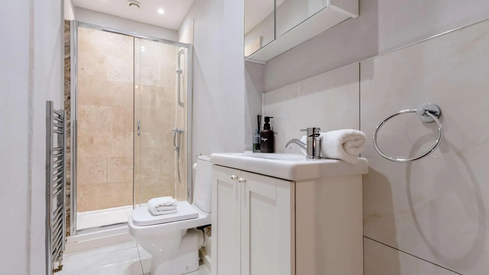 אדינבורו Elegant 2Br Apartment On Leven St בריטניה
