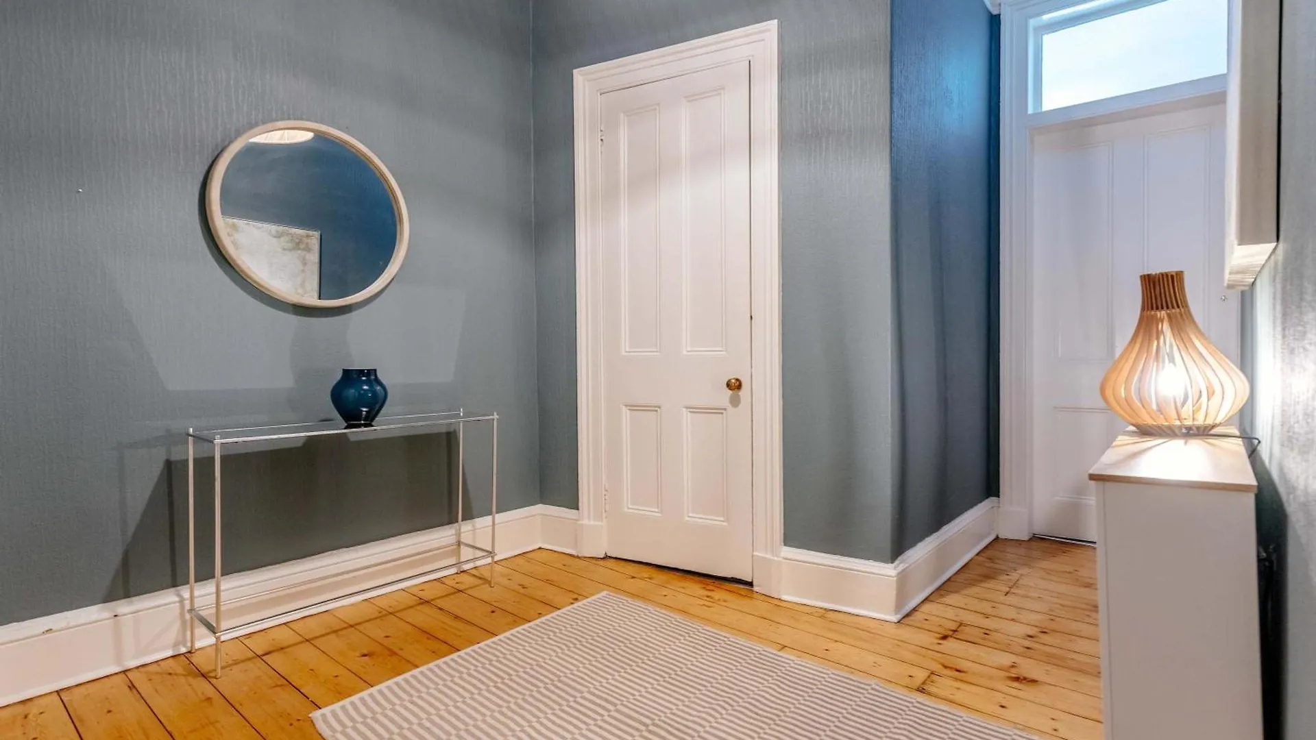 אדינבורו Elegant 2Br Apartment On Leven St