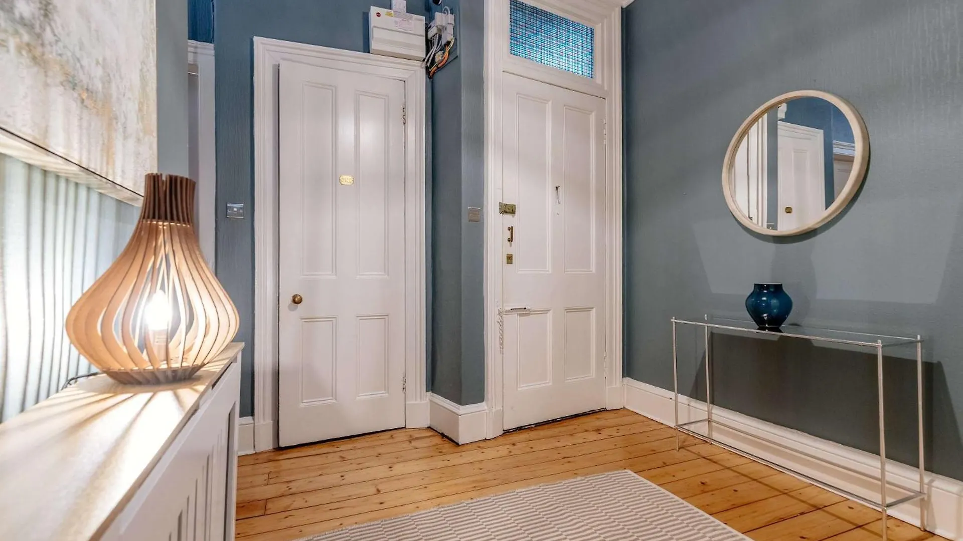 אדינבורו Elegant 2Br Apartment On Leven St